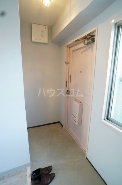 【京都市上京区菱屋町のマンションの玄関】