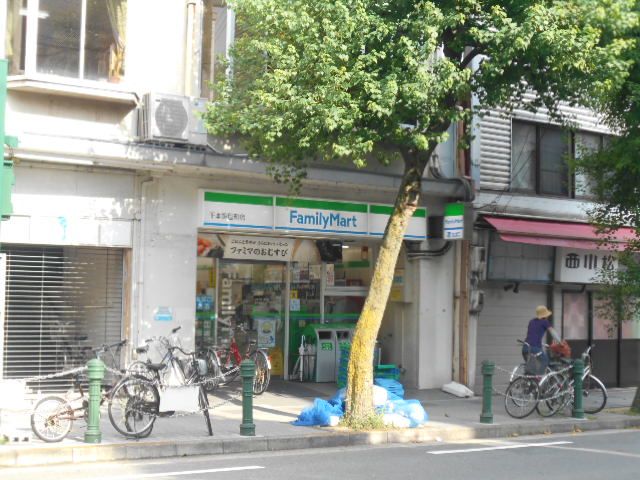 【京都市上京区菱屋町のマンションのコンビニ】