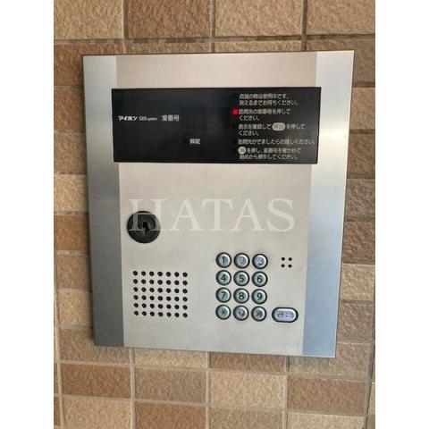 セキュリティ　同物件別部屋です。