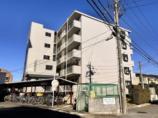 東大和市南街のマンションの建物外観