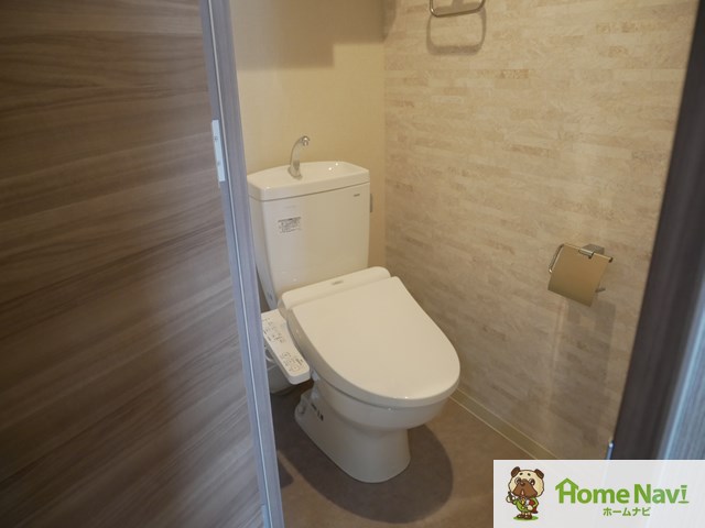 トイレ　ウォシュレット付き