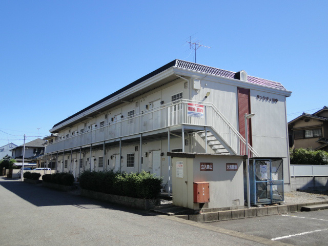 サンシティ田中の建物外観