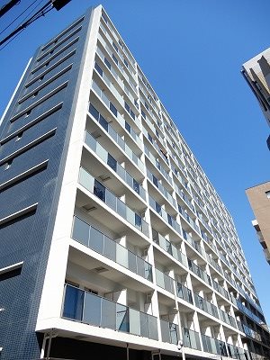 【アスヴェル阿波座BLUE EARTHの建物外観】