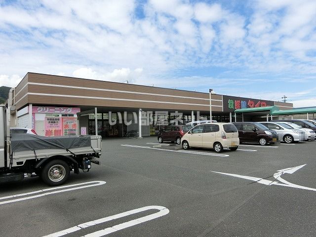 【静岡市清水区楠のアパートのスーパー】