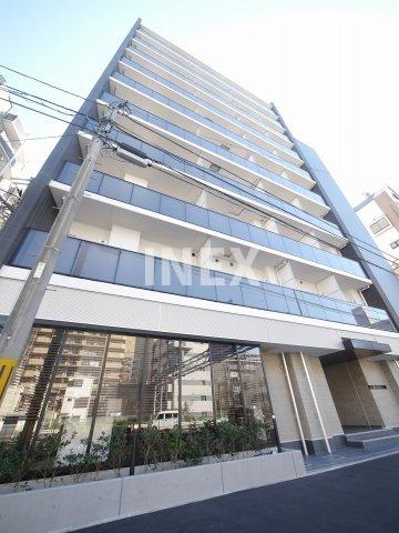 横浜市西区中央のマンションの建物外観