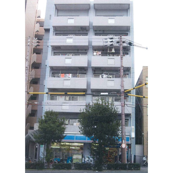 大阪市生野区中川西のマンションの建物外観