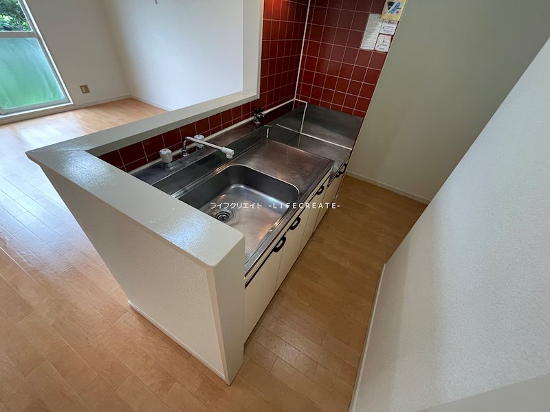 キッチン　写真は106号室