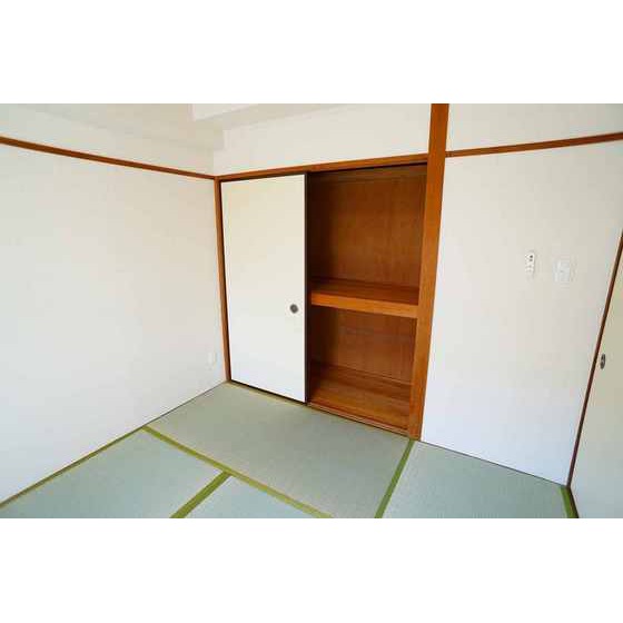 収納　収納スペース