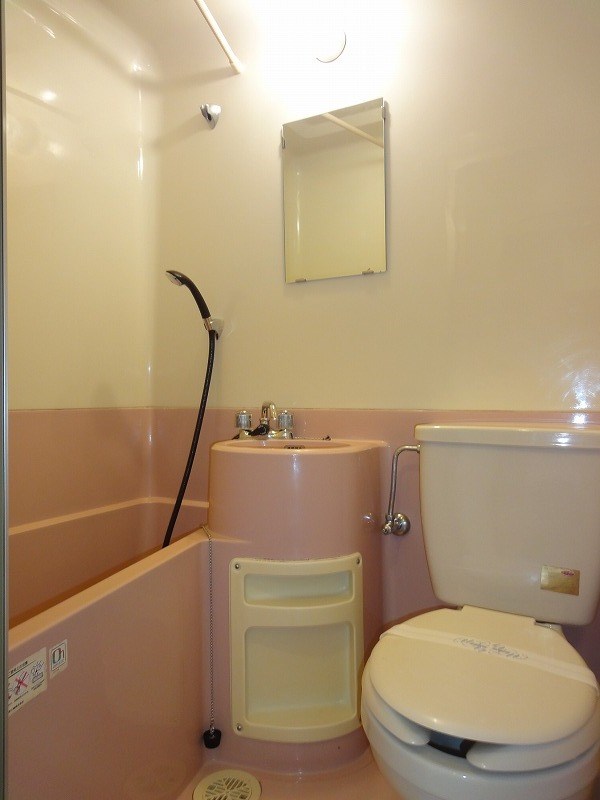 バス・シャワールーム