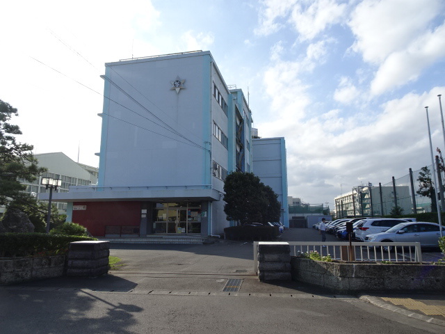 小学校　焼津南小学校（小学校）まで1408m