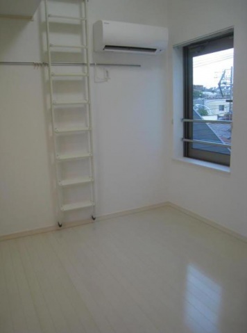 居室・リビング　角部屋2面採光