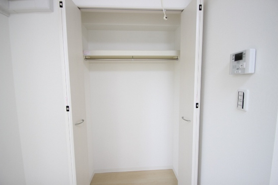 収納　※別号室の写真です。