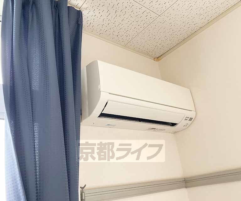 その他設備　嬉しいエアコンつき・