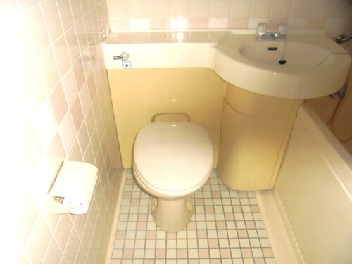 トイレ　トイレ