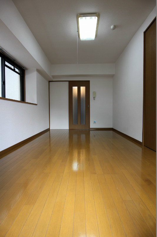 居室・リビング　写真準備中のため、別室を参照しています。