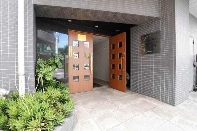 エントランス　エントランス