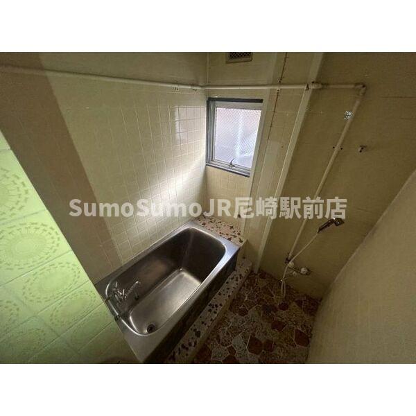 バス・シャワールーム　お風呂で日々の疲れを落としましょう