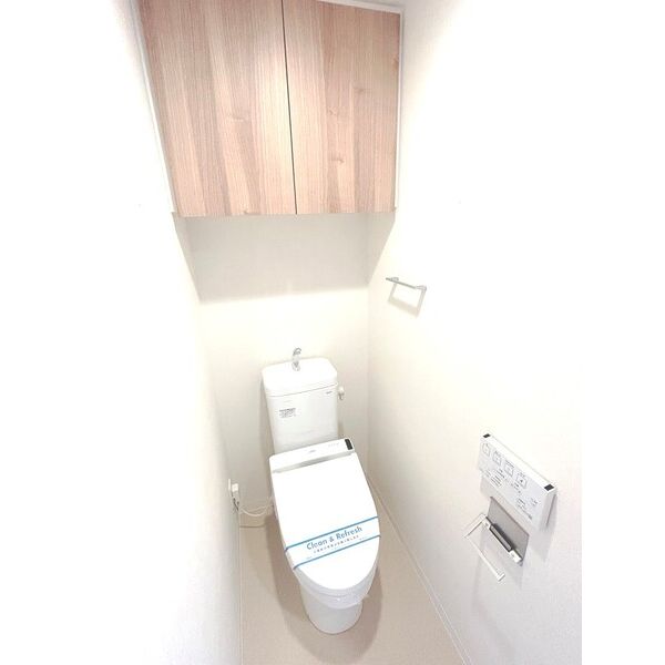 トイレ　写真は1403号室です