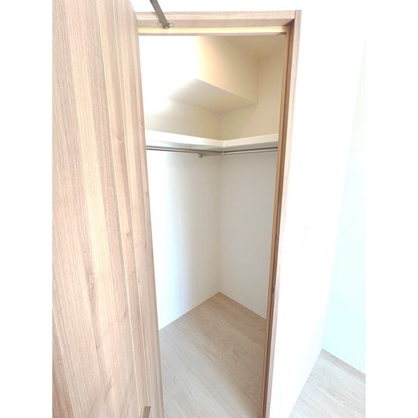 収納　写真は1403号室です