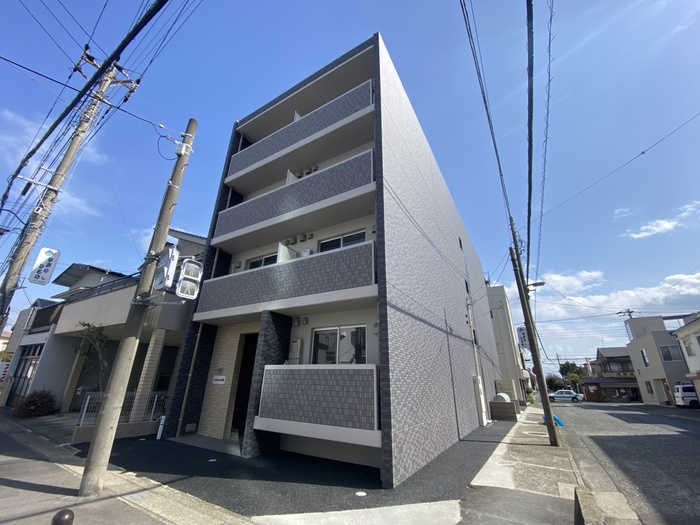 建物外観　建築中