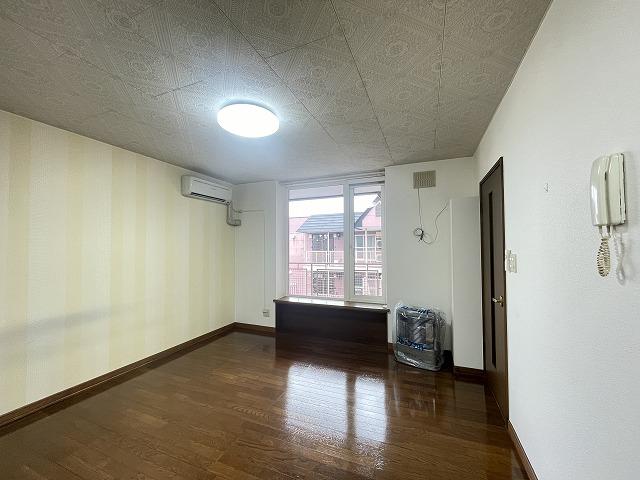 居室・リビング　リビング１