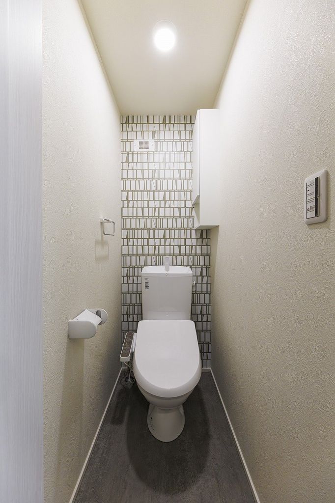 トイレ　トイレ