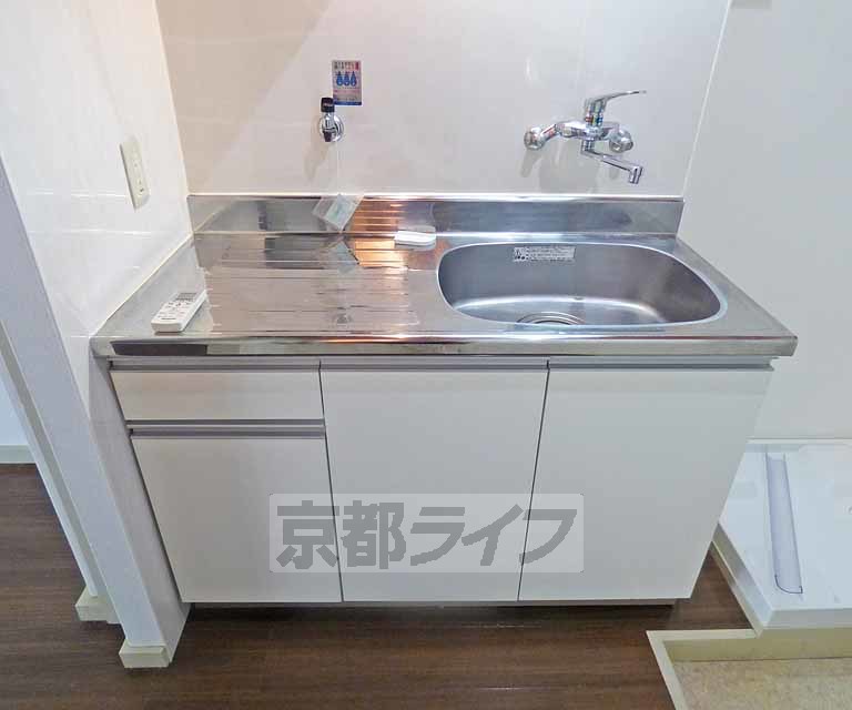 キッチン　キッチンです。