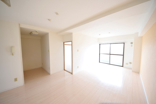 居室・リビング　～家族団欒はこちらです～