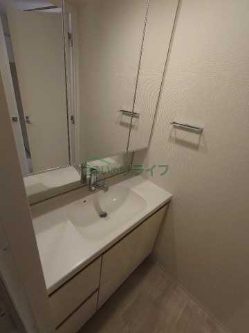 洗面設備　コンフォリア東新宿