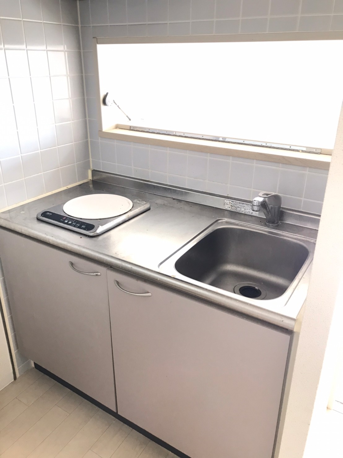 キッチン　同建物別部屋を使用