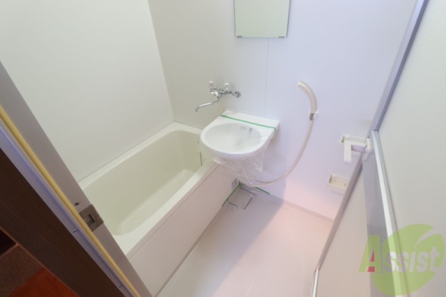 バス・シャワールーム　１日の疲れがとれそうです