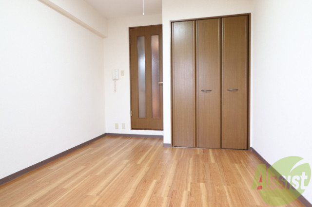 居室・リビング　日当たりの良いリビングです