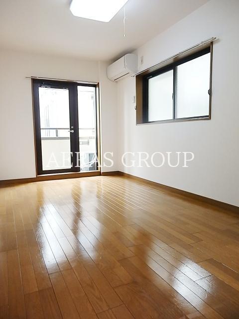 居室・リビング　同仕様参考写真