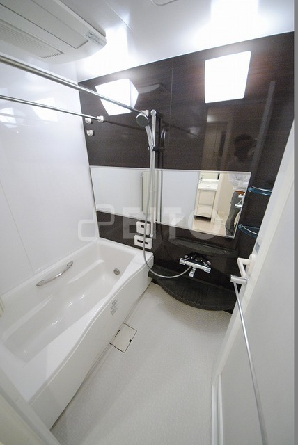 バス・シャワールーム　写真は２０２号室