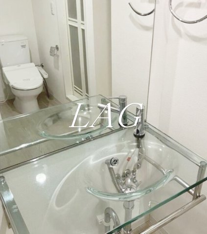 洗面設備　独立洗面台です。