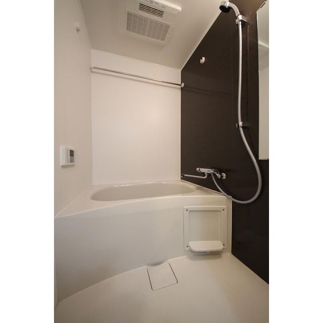 バス・シャワールーム　お風呂で日々の疲れを落としましょう