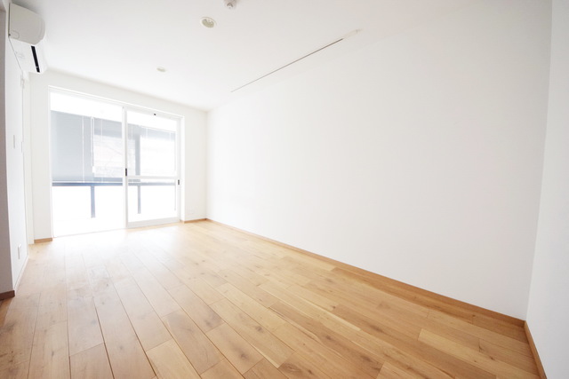 居室・リビング　～白を基調としたきれいなお部屋っ～