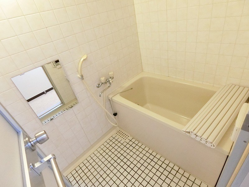 バス・シャワールーム　写真は別部屋のものです。