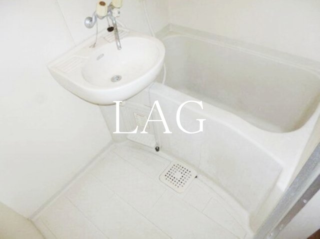 バス・シャワールーム　お風呂です。