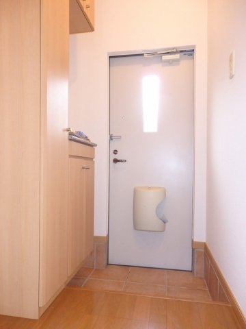 玄関　落ち着いた玄関です