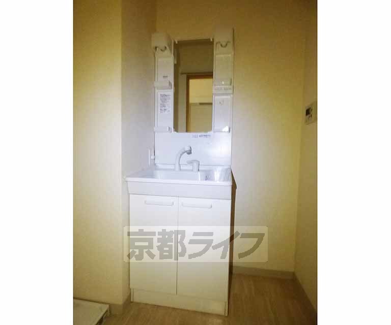 洗面設備　朝の準備はこちらで