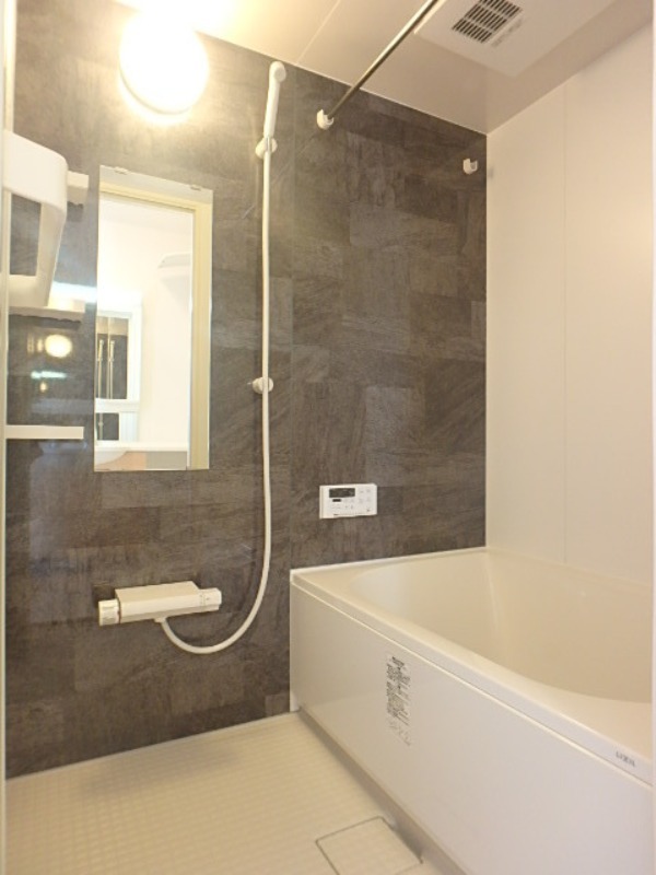 バス・シャワールーム　図面と現状に相違がある場合には現状を優先