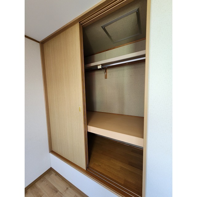 収納　※参考。写真はＢ２０５号。