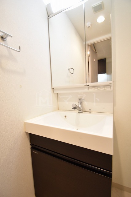 洗面設備　※同物件他号室参考写真