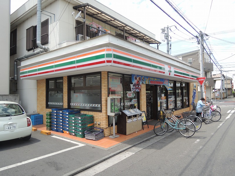 コンビニ　セブンイレブン四谷上町店（コンビニ）まで182m