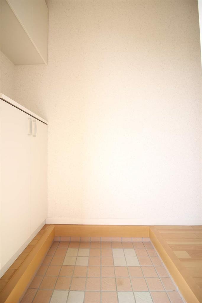 玄関　シューズボックス完備しています