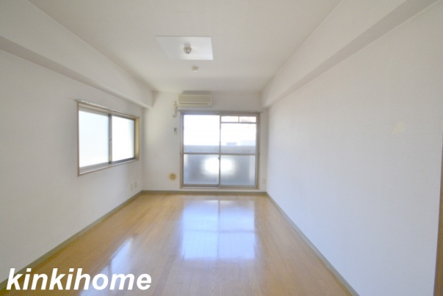 居室・リビング　写真は別のお部屋です。