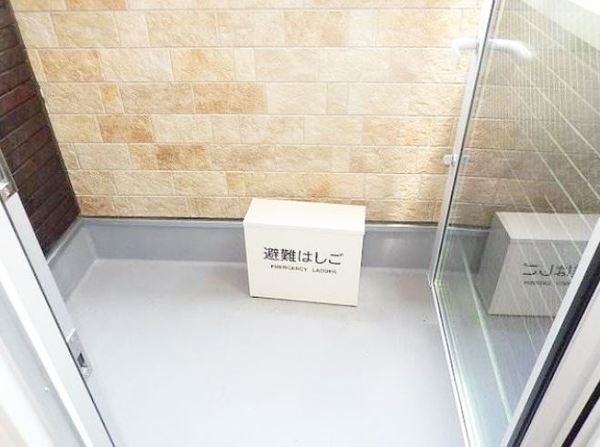 バルコニー　バルコニー付きです