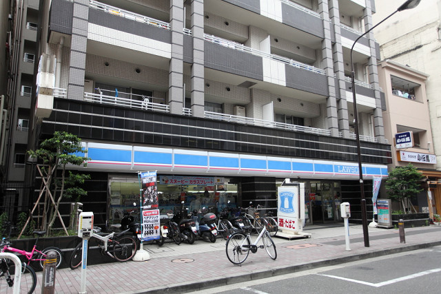 コンビニ　ローソン 日本橋横山町店（コンビニ）まで79m