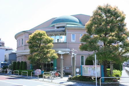図書館　大田区立羽田図書館（図書館）まで194m